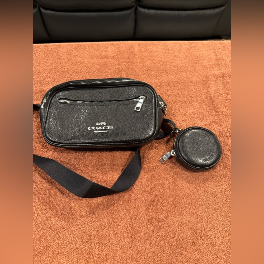Authentic large Fanny, crossbody or over the shoulder bag, new
